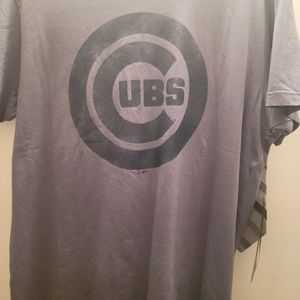 brand new chicago cubs shirt